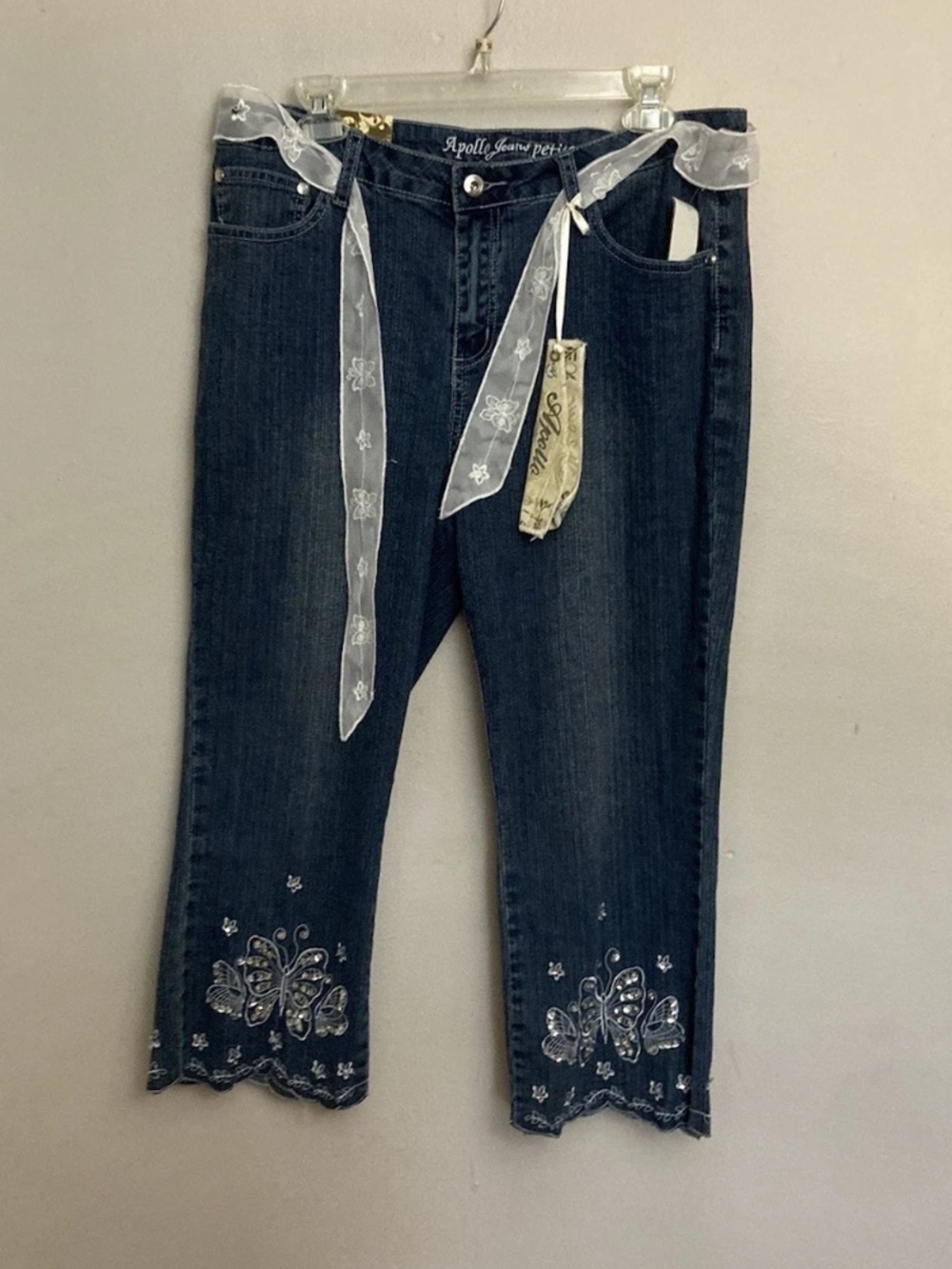 9-7 Apollo Jeans Cropped Jeans Embroidered Butterfly  14p 14 Petite NWT
